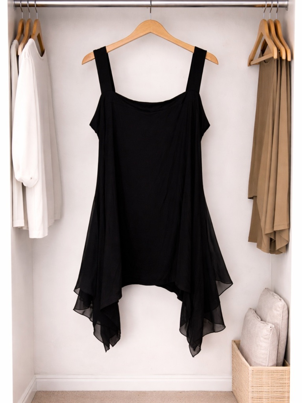 Monroe & Main 2X Black Flowy Top NWT Sheer Layered Plus Size Blouse